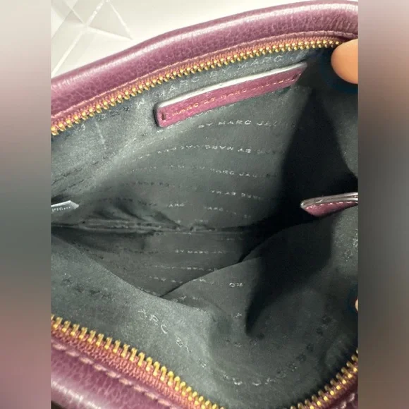 Marc by Marc Jacobs Too Hot to Handle Sia Pebbled Leather Crossbody Bag - Picture 12 of 14